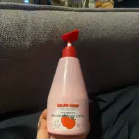 MILKY-DROP - Moisturising strawberry body lotion