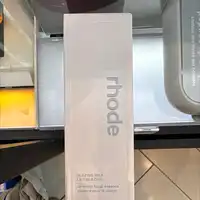 RHODE - Lait glazing essence pour le visage