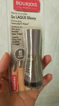 BOURJOIS - So laque glossy - Vernis à ongles 05 taupe modèle