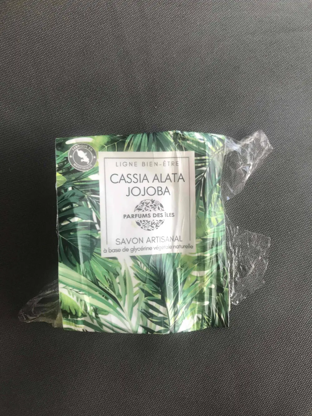 PARFUMS DES ÎLES - Cassia alata jojoba - Savon artisanal