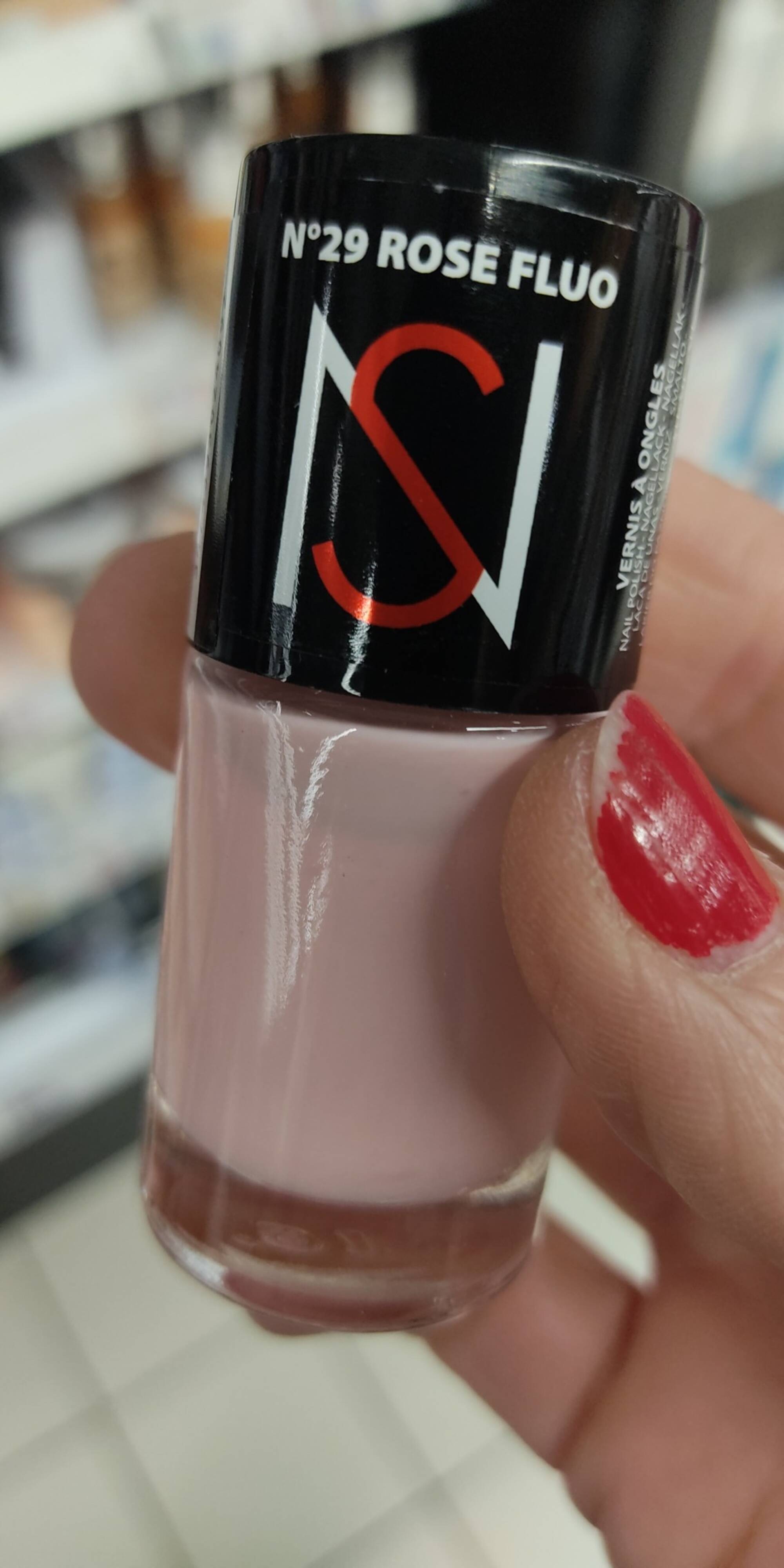 EUROP COSMETICS - Vernis à ongles n°29 rose fluo