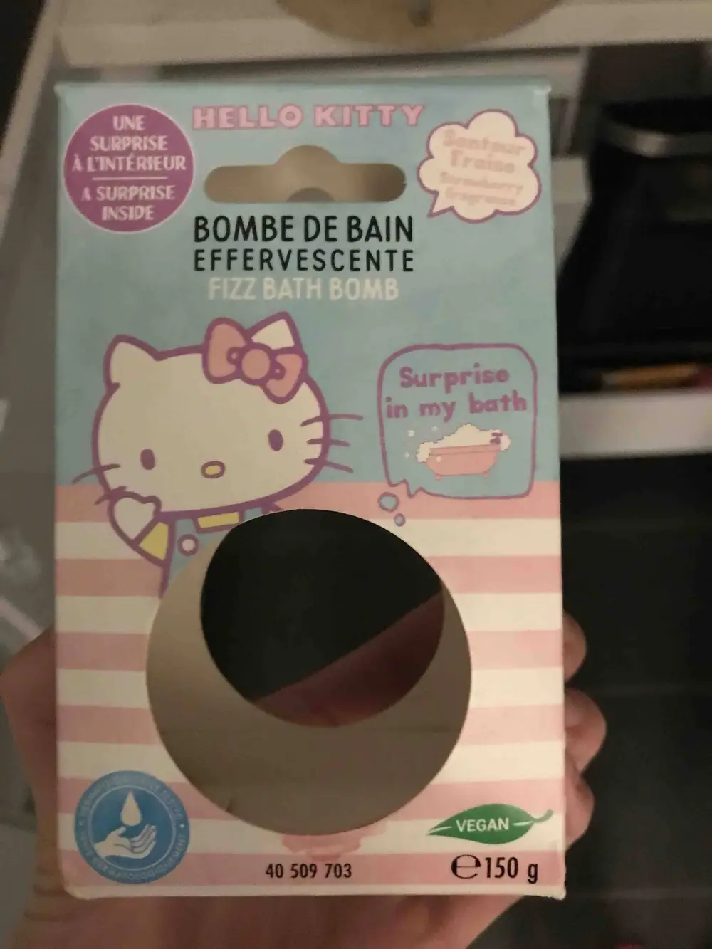 HELLO KITTY - Bombe de bain effervescente