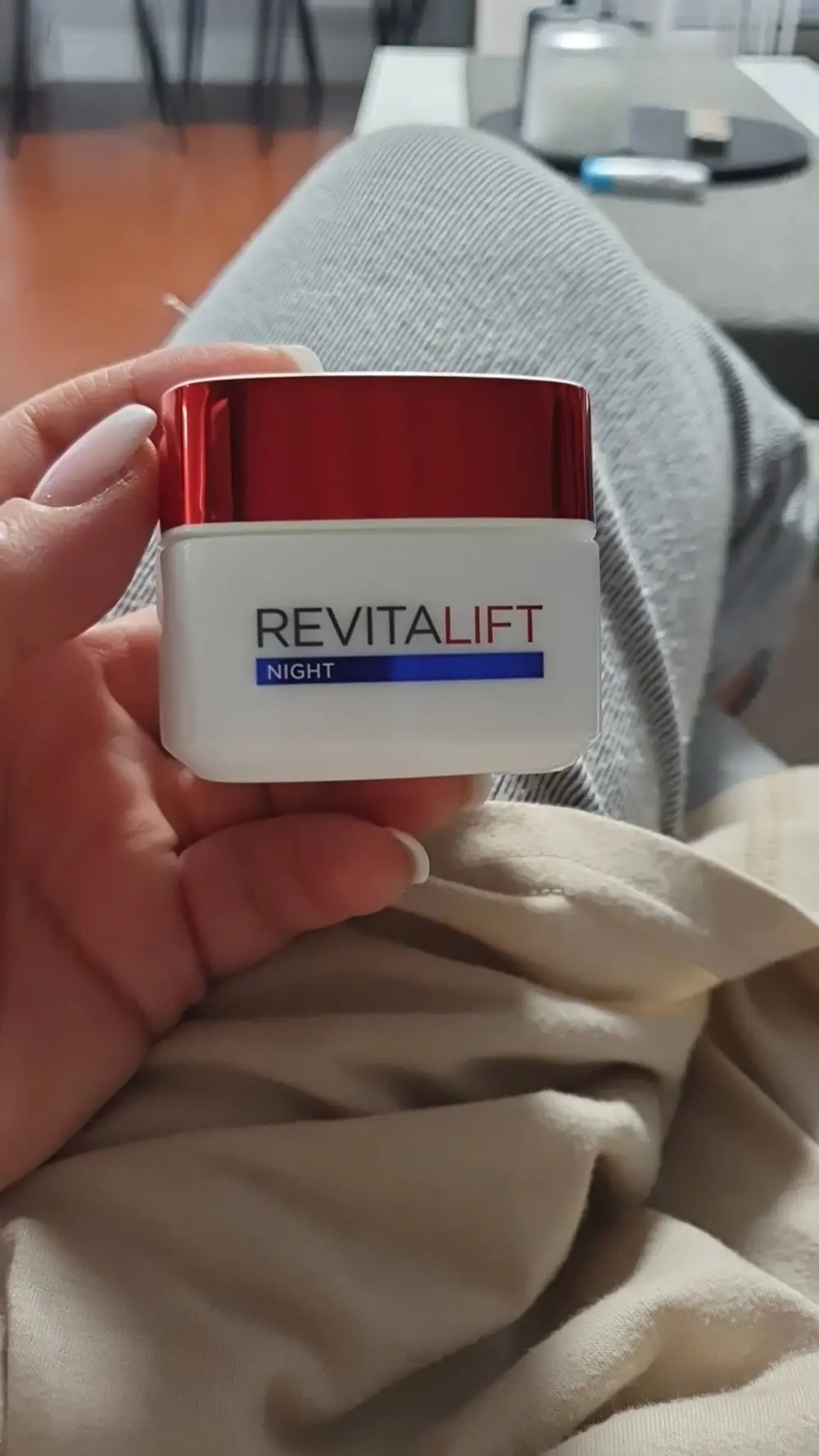 L'ORÉAL - Revitalift night