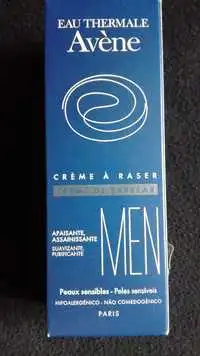 EAU THERMALE AVÈNE - Men crème à raser apaisante 