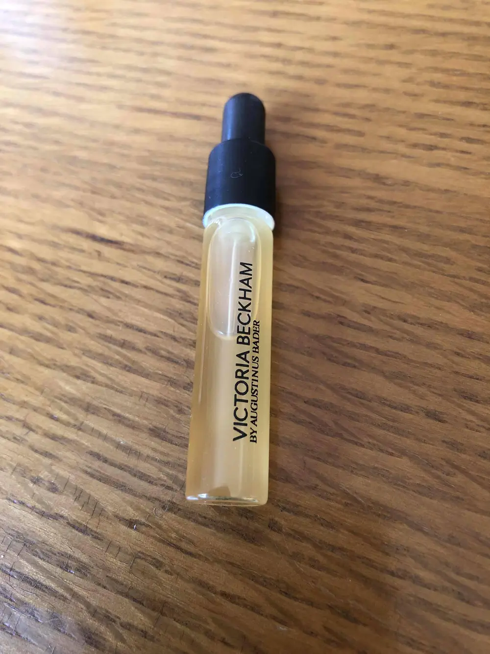 VICTORIA BECKHAM - Cell rejuvenating power serum
