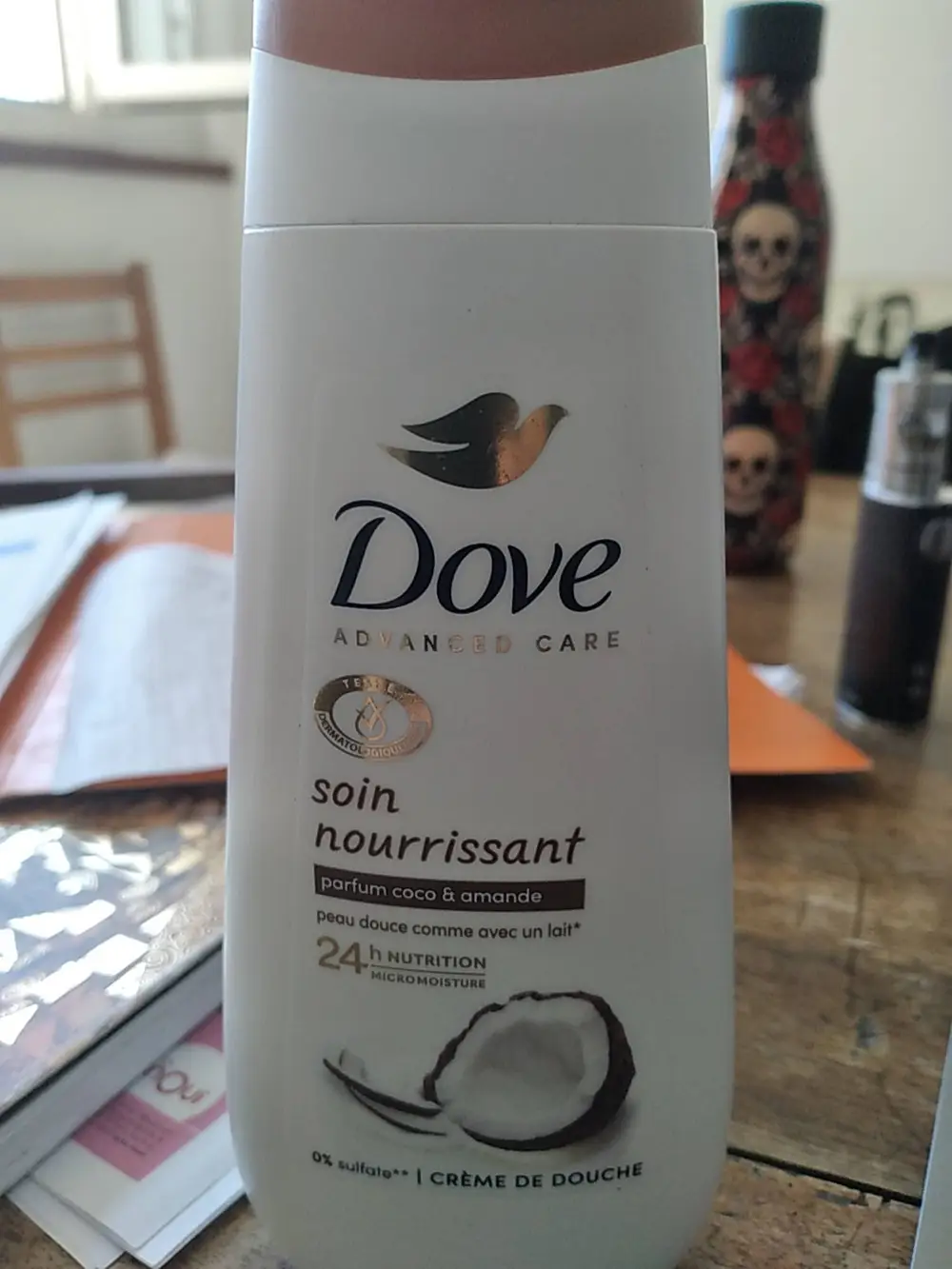 DOVE - Soin nourrissant - Crème de douche