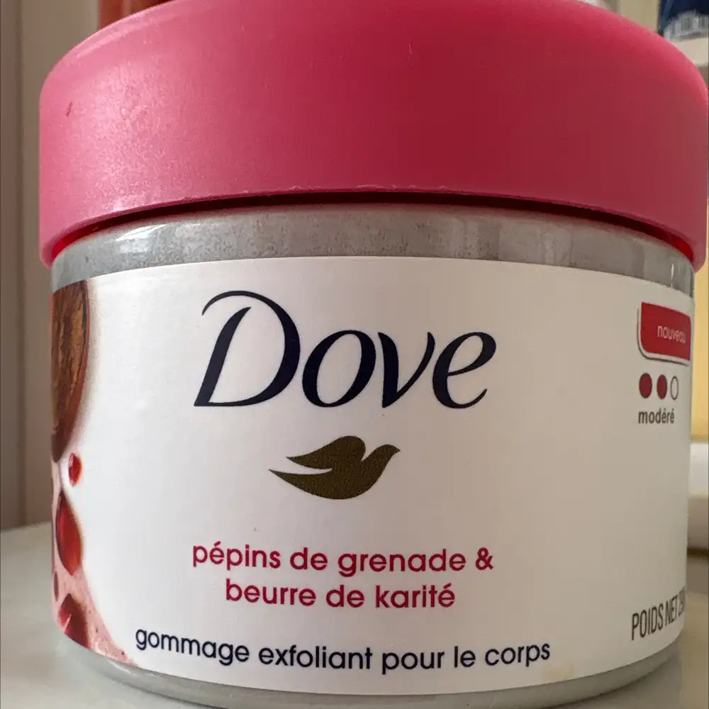 DOVE - Pépins de grenades & beurre de karité - Gommage exfoliant pour le corps