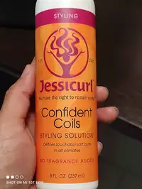 JESSICURL - Confident coils - Styling solution 