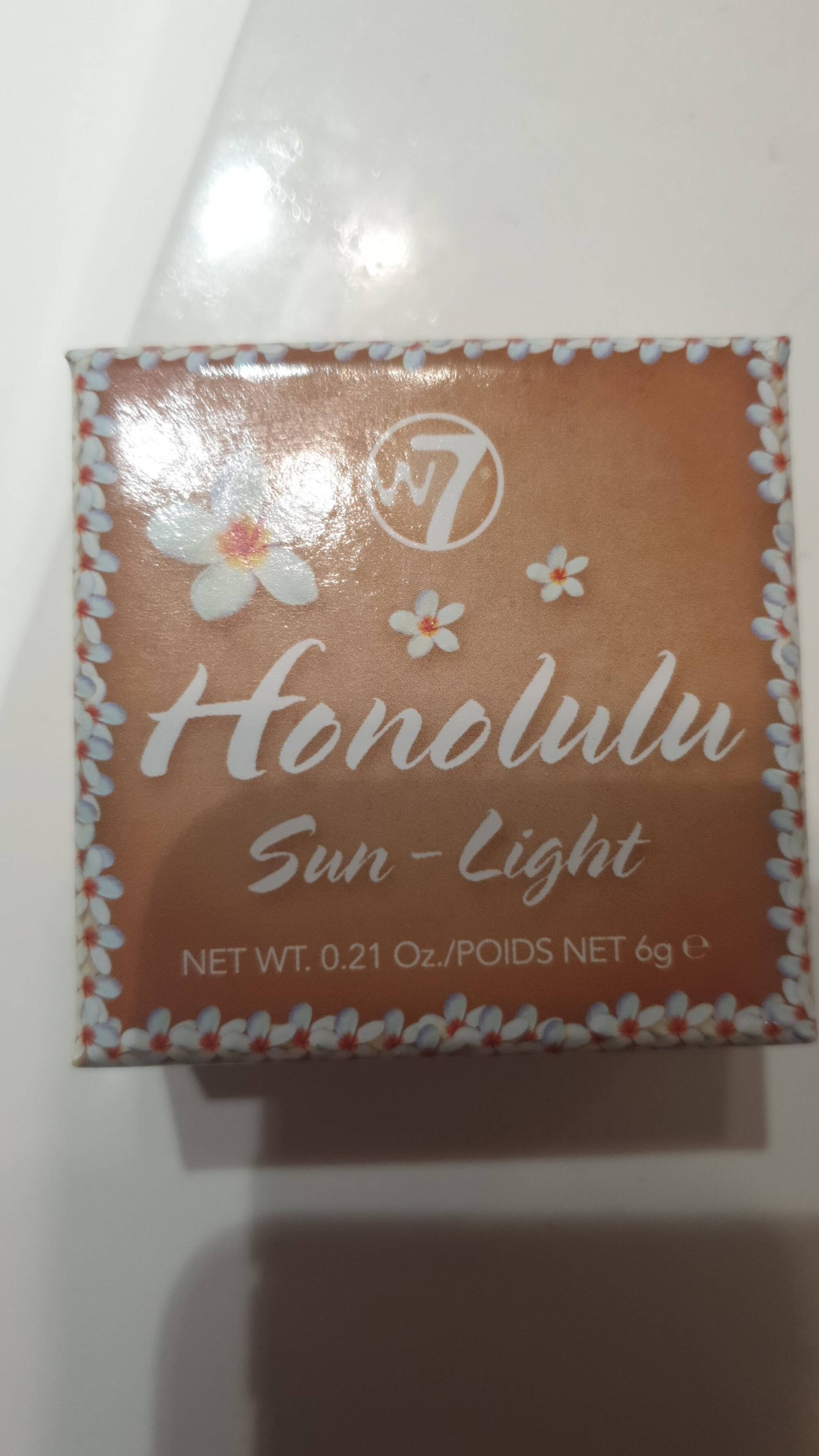 W7 - Honolulu - Poudre de soleil