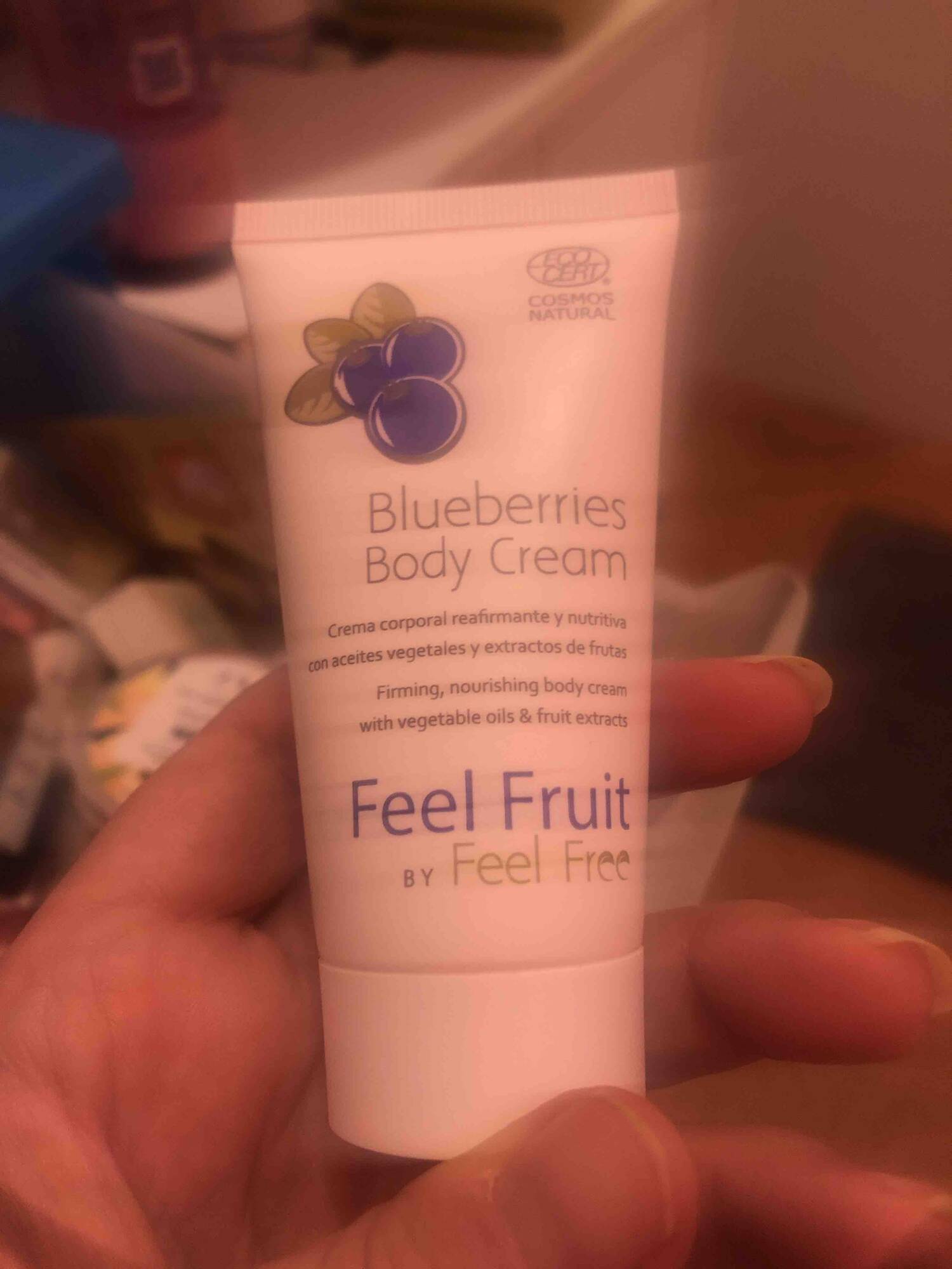 FEEL FREE - Feel fruit - Blueberries body cream