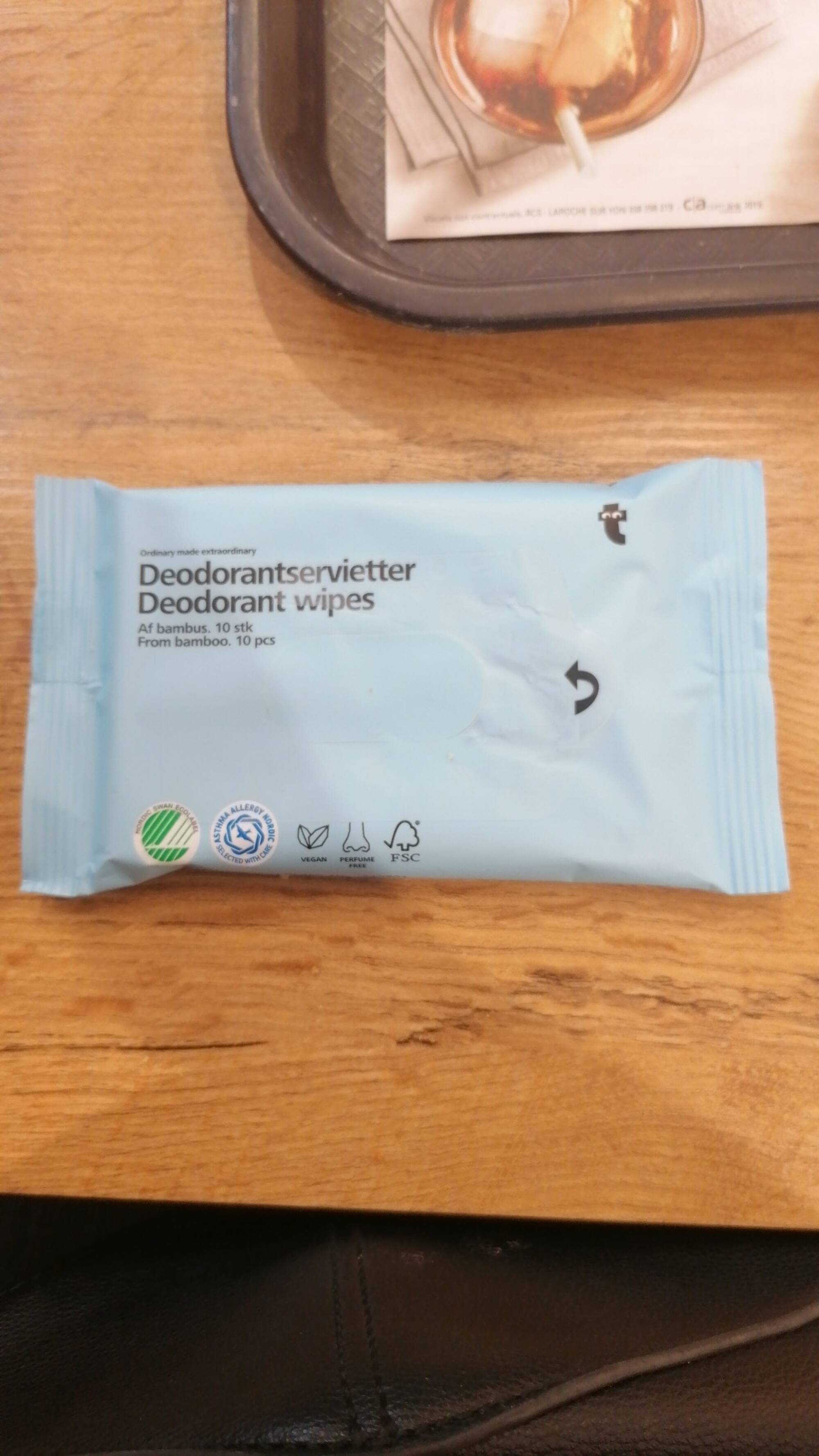 DK INTERNATIONAL - Deodorant wipes