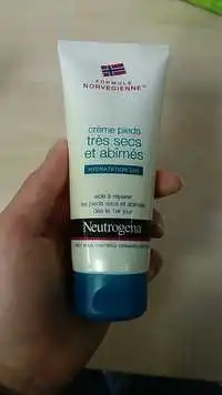 NEUTROGENA - Crème pieds très secs et abîmés