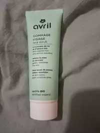 AVRIL - Gommage visage à la poudre de riz et abricot bio