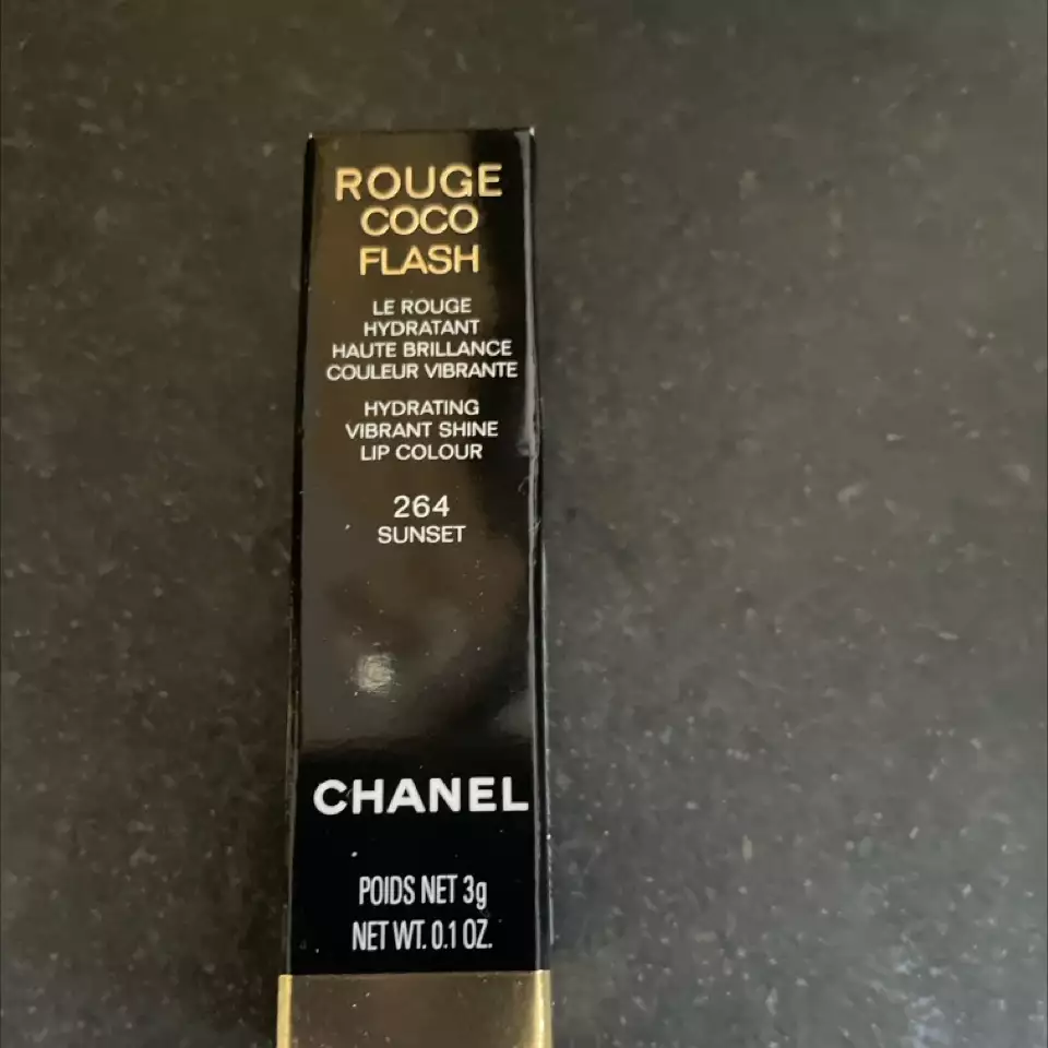 CHANEL - Rouge coco flash 264 sunset
