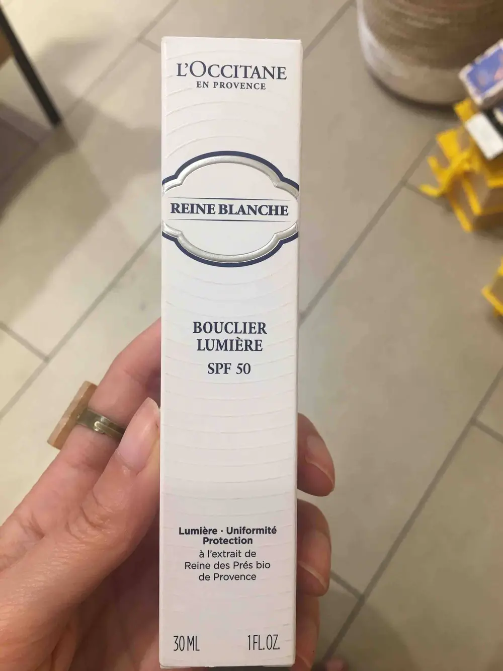 L'OCCITANE - Reine Blanche - Bouclier lumière SPF 50