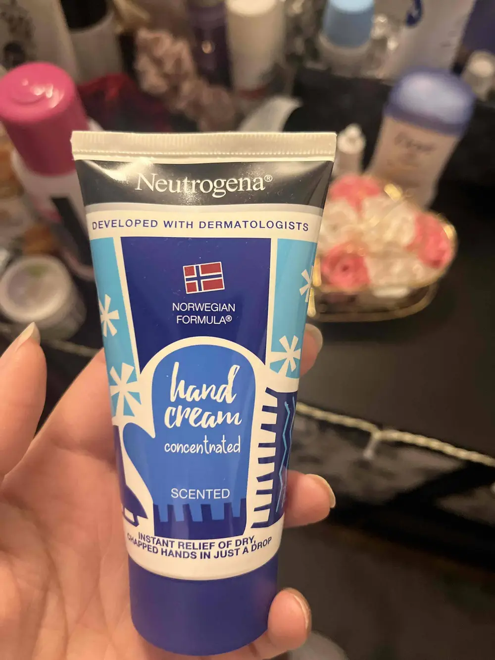 NEUTROGENA - Hand cream concentrated