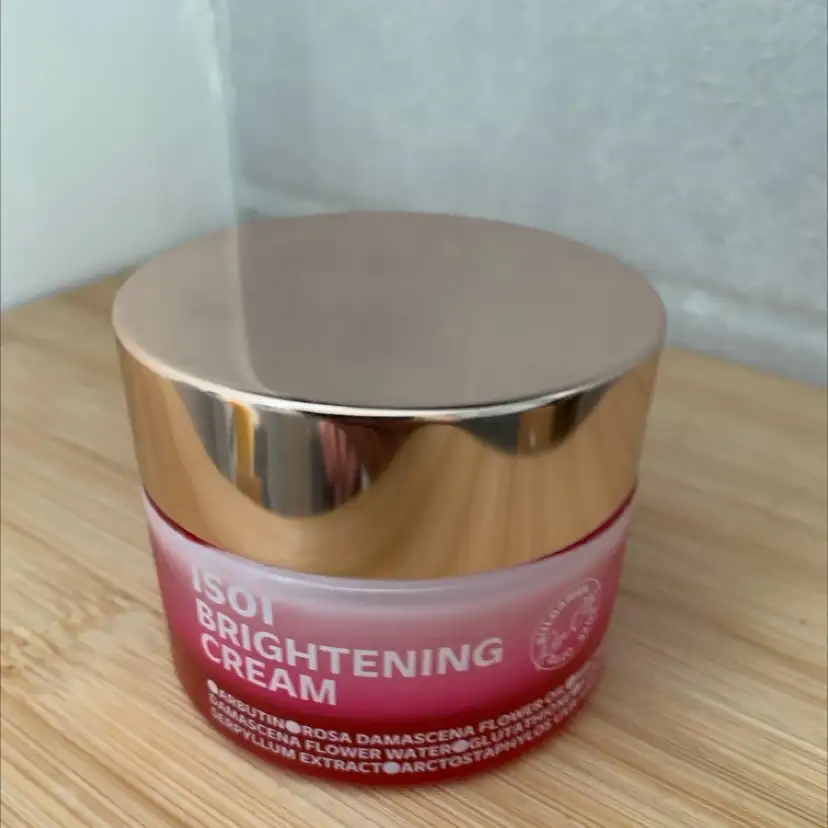 ISOI - Brightening cream 