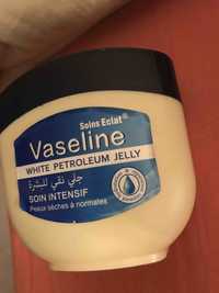 VASELINE - White petroleum jelly