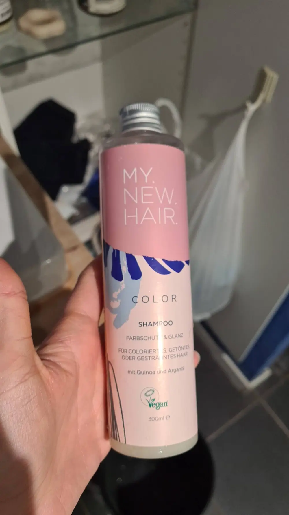 BIOPHARMA - My new hair color - Shampoo