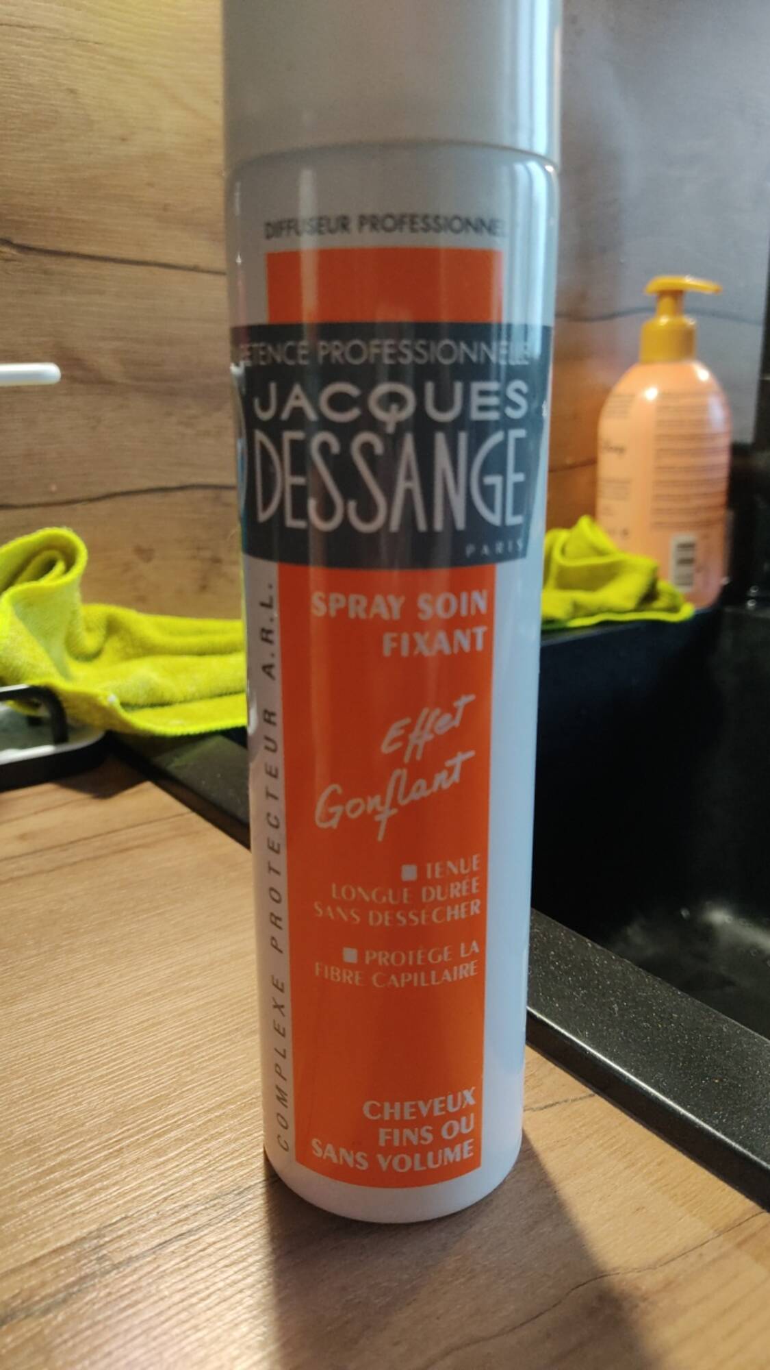JACQUES DESSANGE - Spray soin fixant effet gonflant