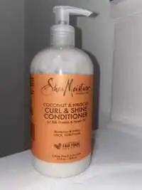 SHEA MOISTURE - Coconut & hibiscus - Curl & Shine conditioner