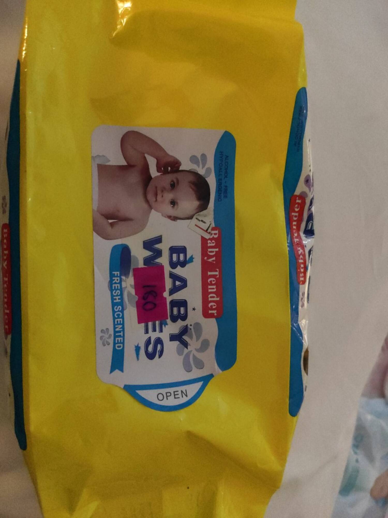 BABYTENDER - Baby wipes fresh scented