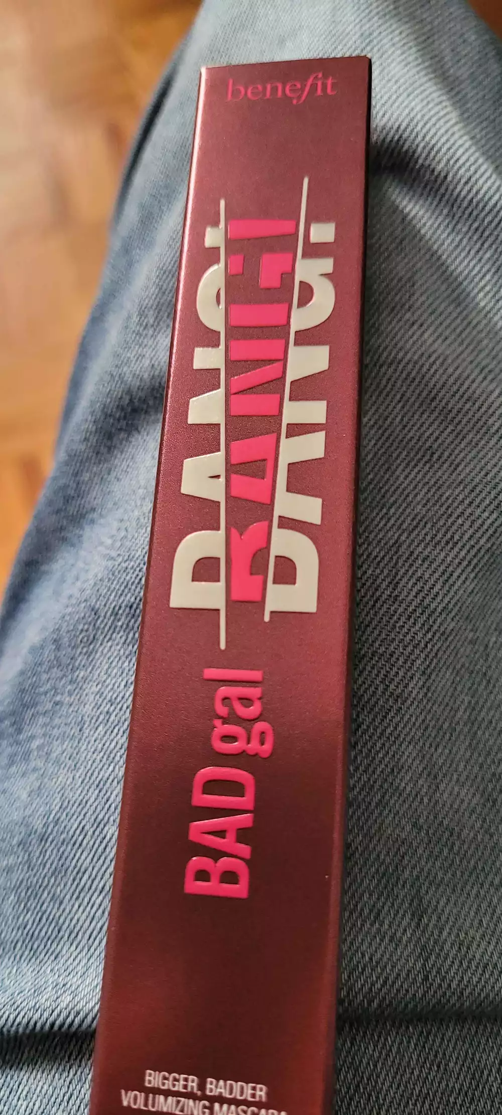 BENEFIT - Badgal bang - Volumizing mascara
