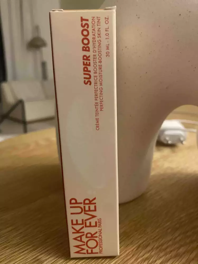 MAKE UP FOR EVER - Super boost - Crème teintée perfectrice booster d'hydratation