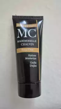 MADEMOISELLE CHAUVIN - Fonds de teint beige doré