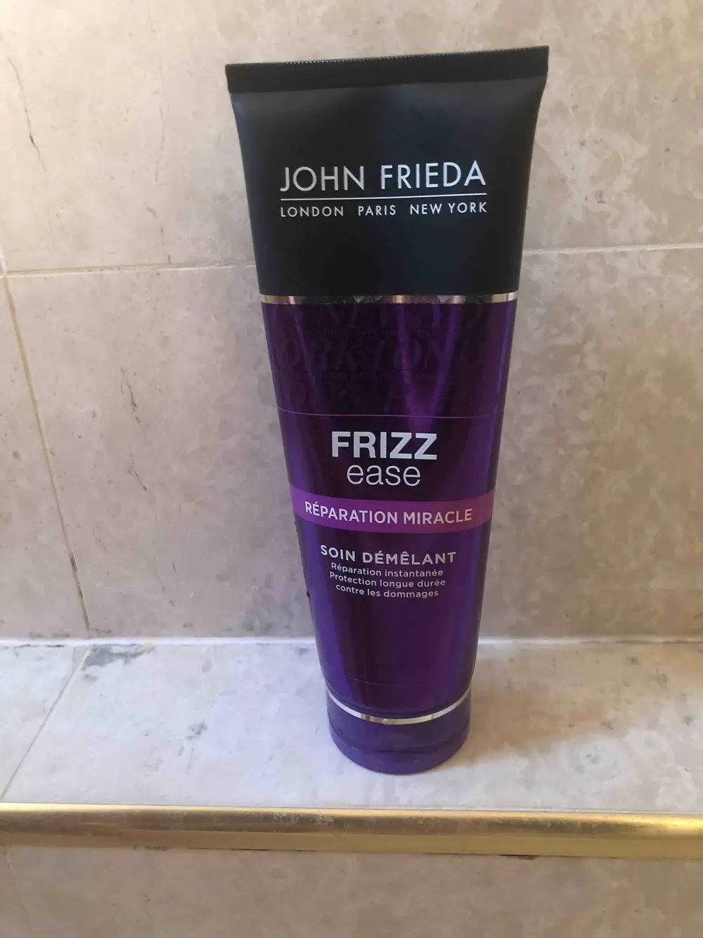 JOHN FRIEDA - Frizz ease - Soin démêlant réparation miracle 