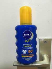 NIVEA - Sun protect & hydrate - Spray protecteur hydratante 50+