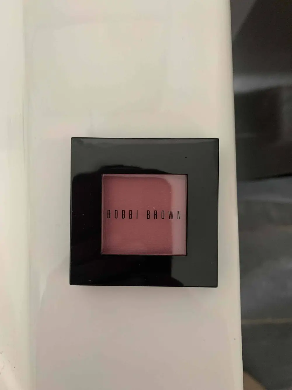 BOBBI BROWN - Fard à joues rouge