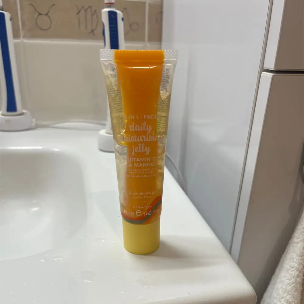 I-COS - 3 in 1 Face daily moisturising jelly