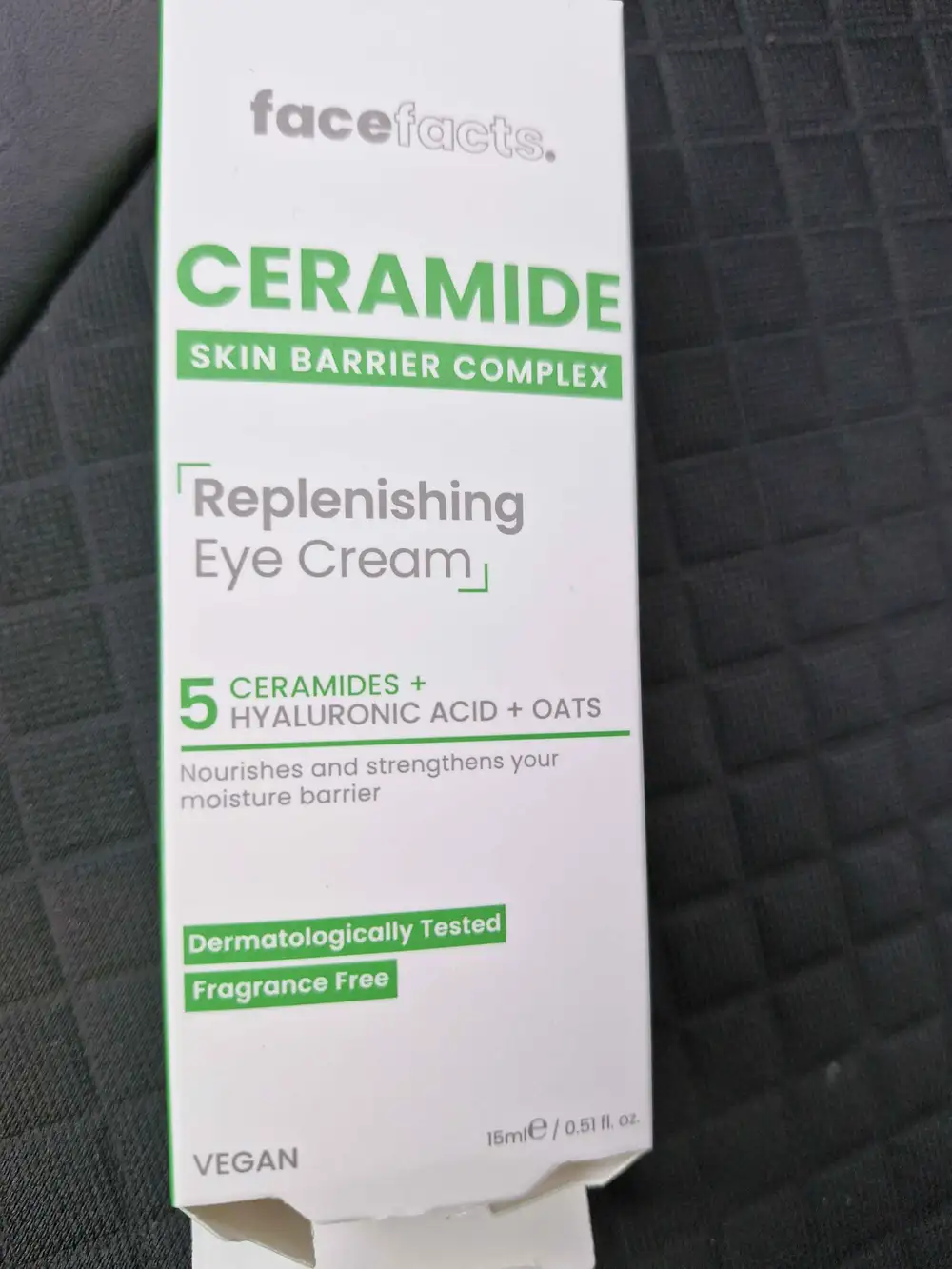 FACE FACTS - Ceramide - Replenishing eye cream