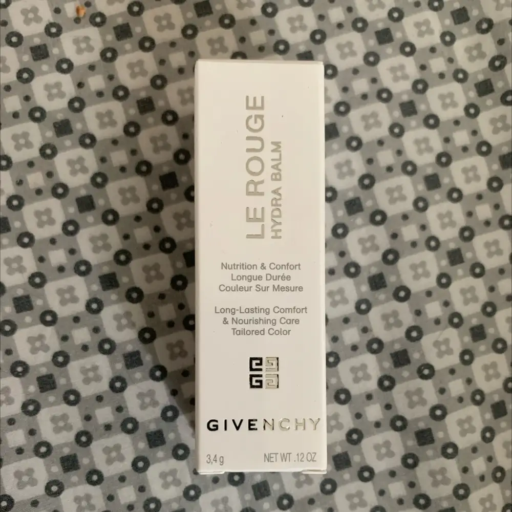 GIVENCHY - Le rouge hydra balm