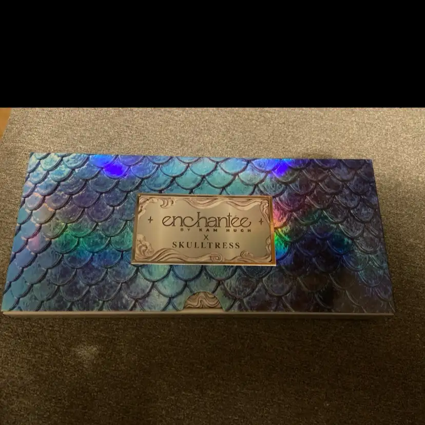 ENCHANTÉE - X skulltress - Artistry cream color palette