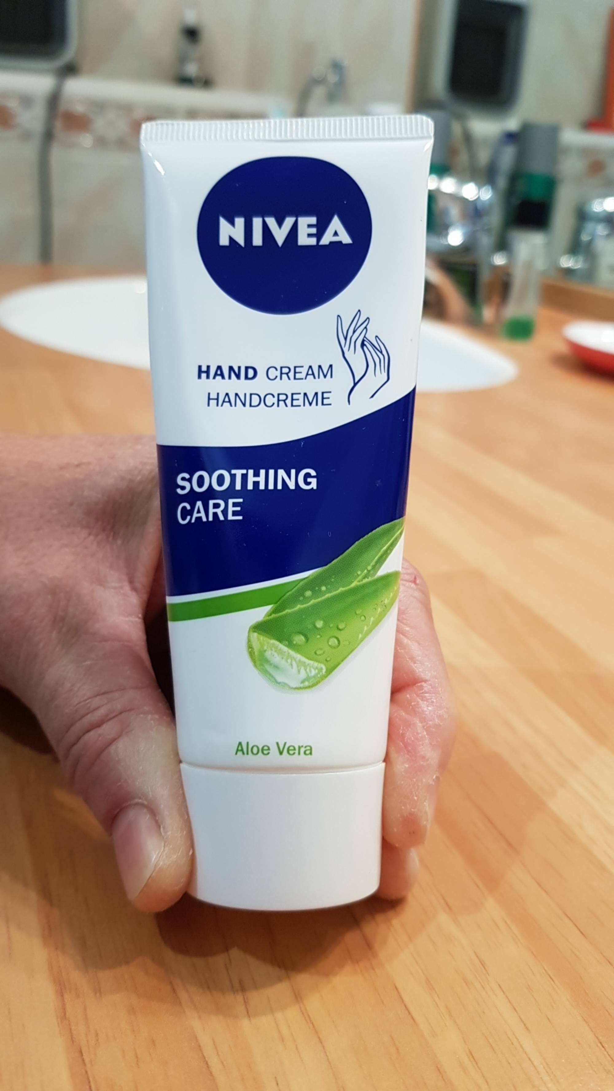 NIVEA - Soothing care - Hand cream