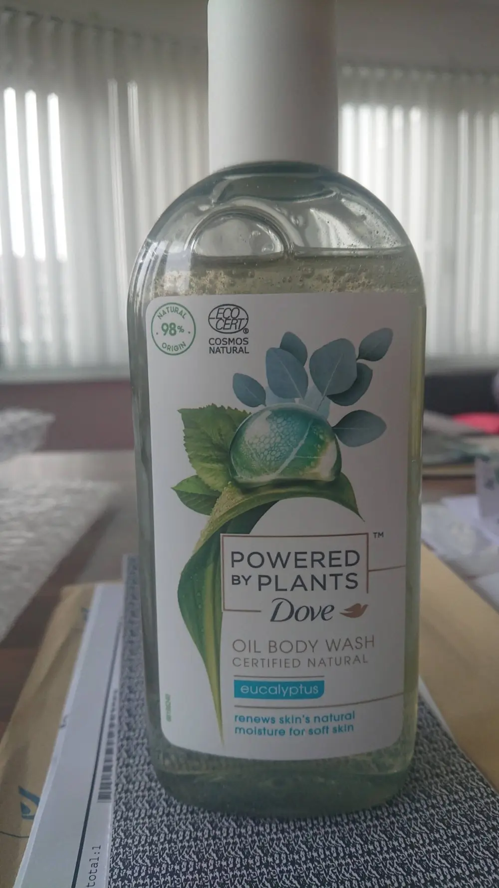 DOVE - Powered by plants - Oil body wash